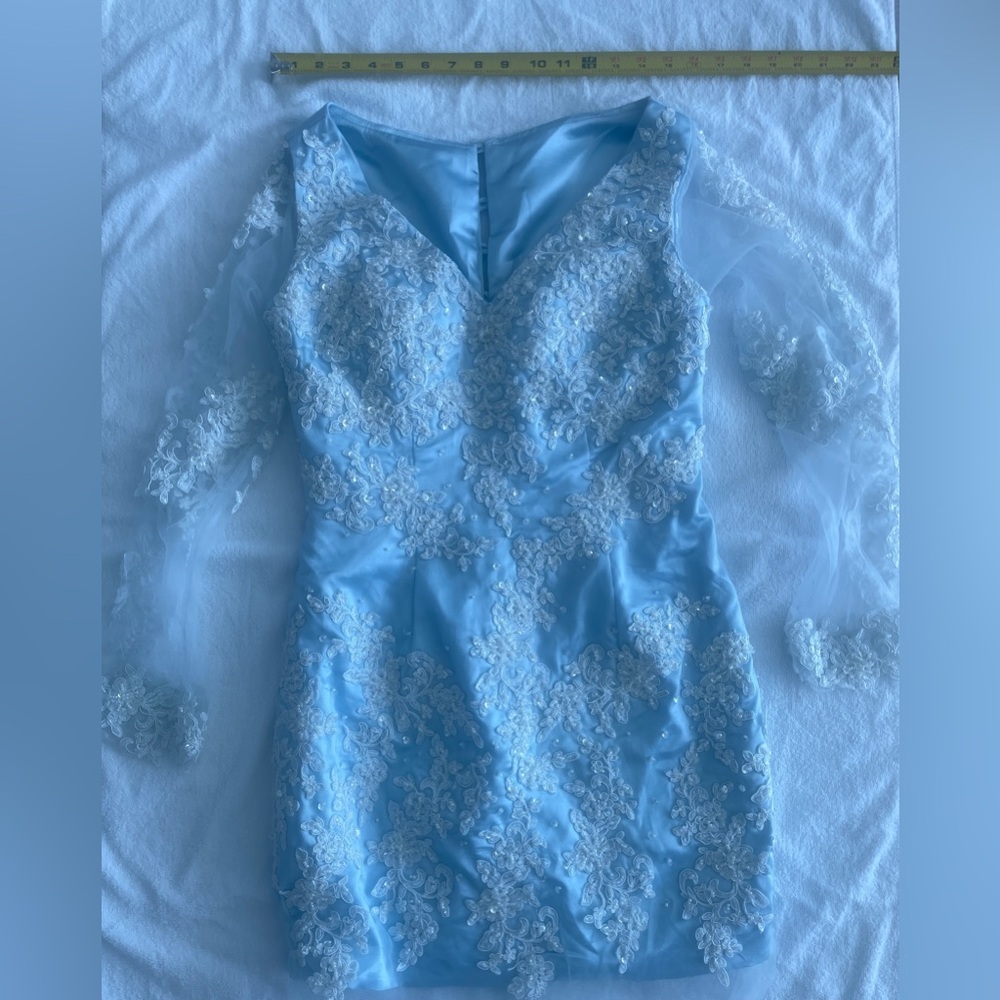 JenJenHouse Weddings, Proms, or Special occasions light Sky blue dress.